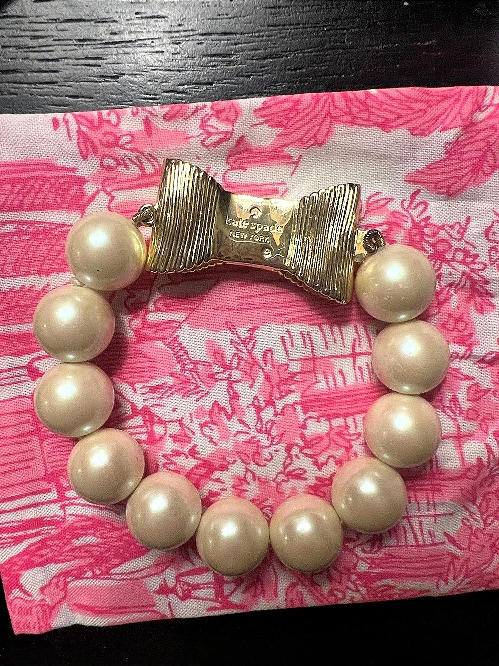 Kate Spade New York - Pearl Beaded Bow Bracelet (Like New)